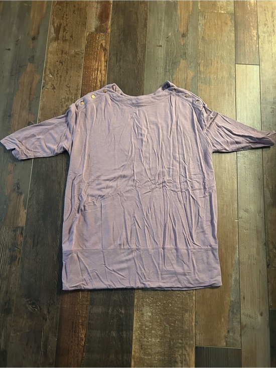 Isabel Maternity by Ingrid & Isabel Tops - Maternity 3/4 sleeve top. Size large.